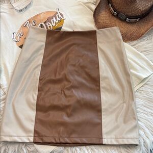 NWT idem ditto faux leather Elegant Brown and Tan Mini Skirt SZ med